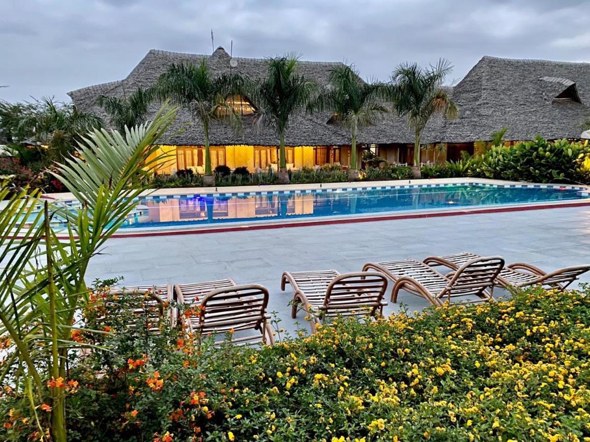 The Last Village Lodge Athi River Экстерьер фото